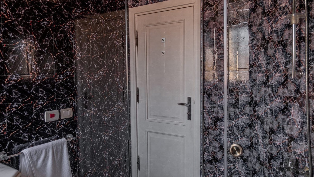 Photo of Bathroom in Sheikh Zayed City