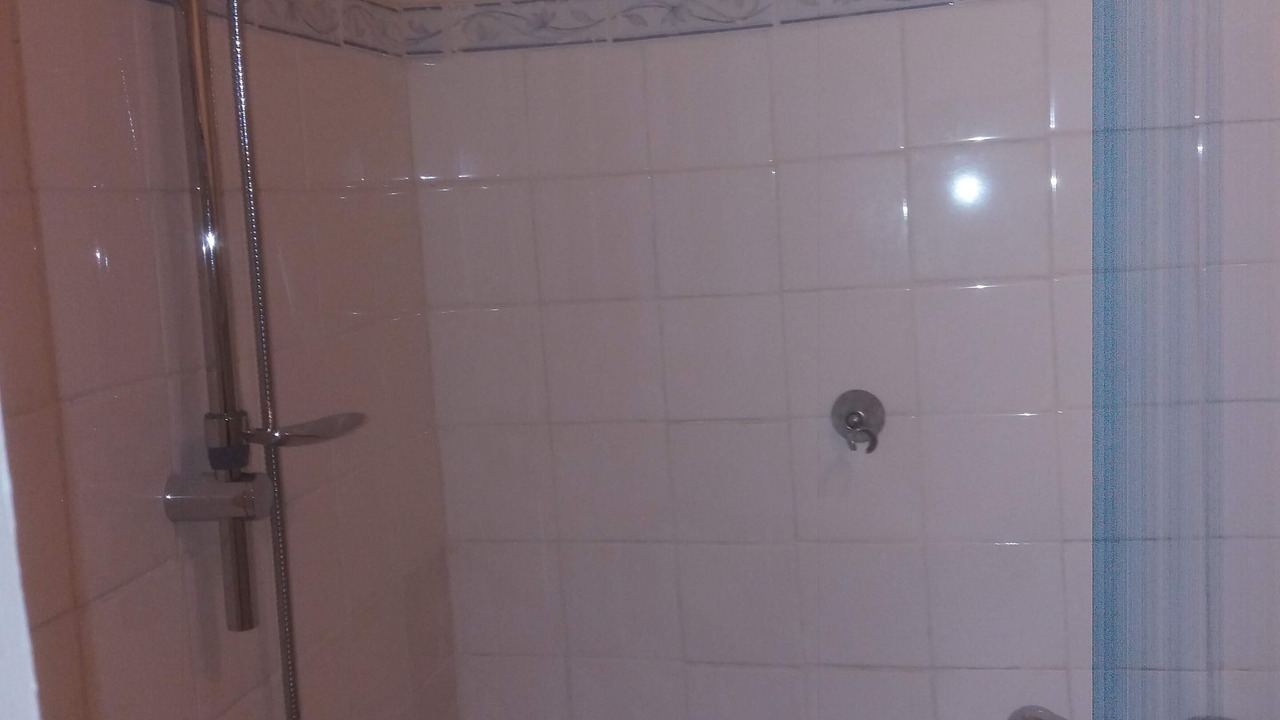 Photo of Bathroom in Locarn