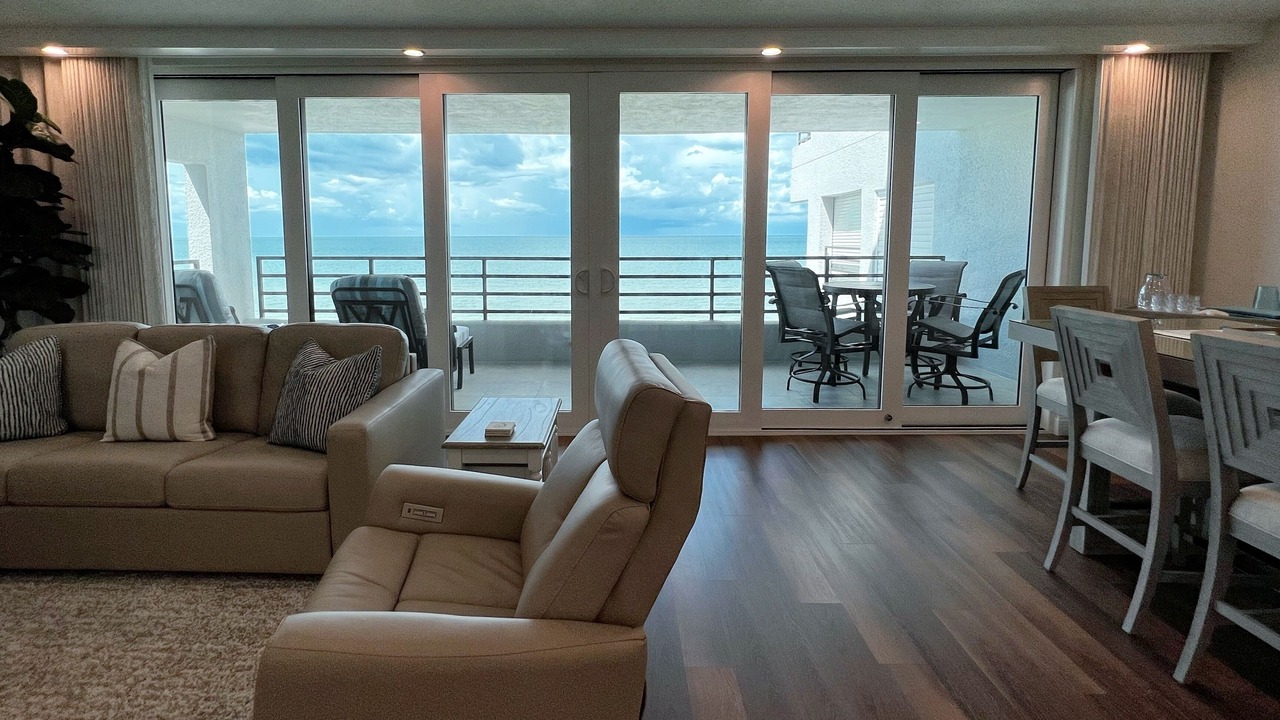 Photo of Patio Balcony in Independence Square