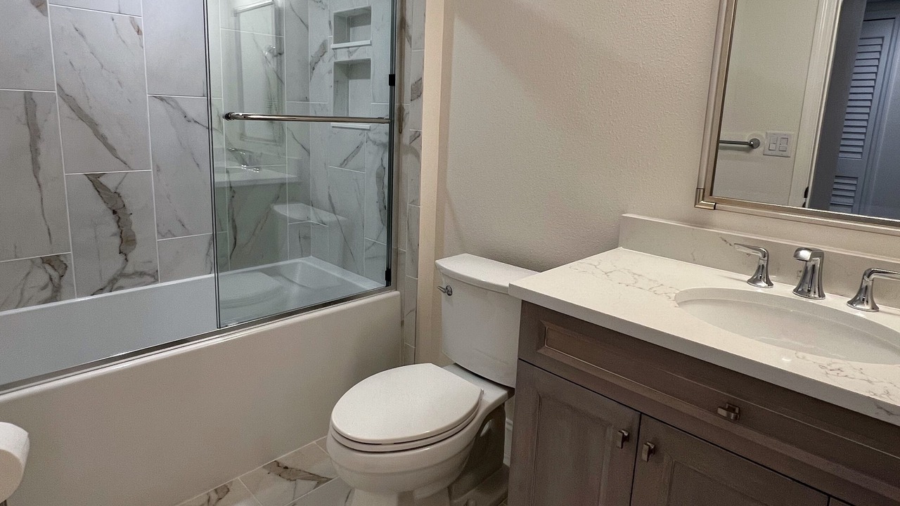 Photo of Bathroom in Independence Square