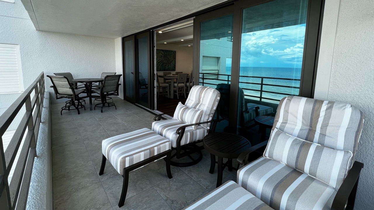 Photo of Patio Balcony in Independence Square