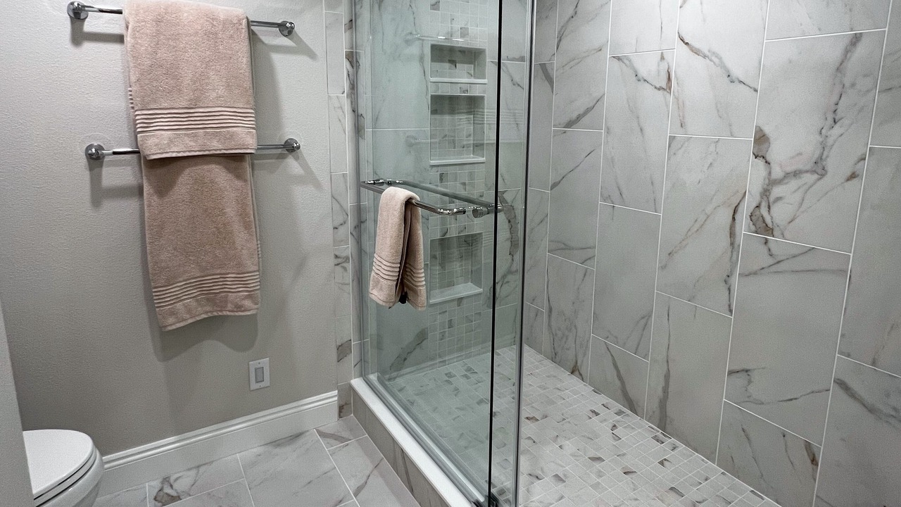 Photo of Bathroom in Independence Square