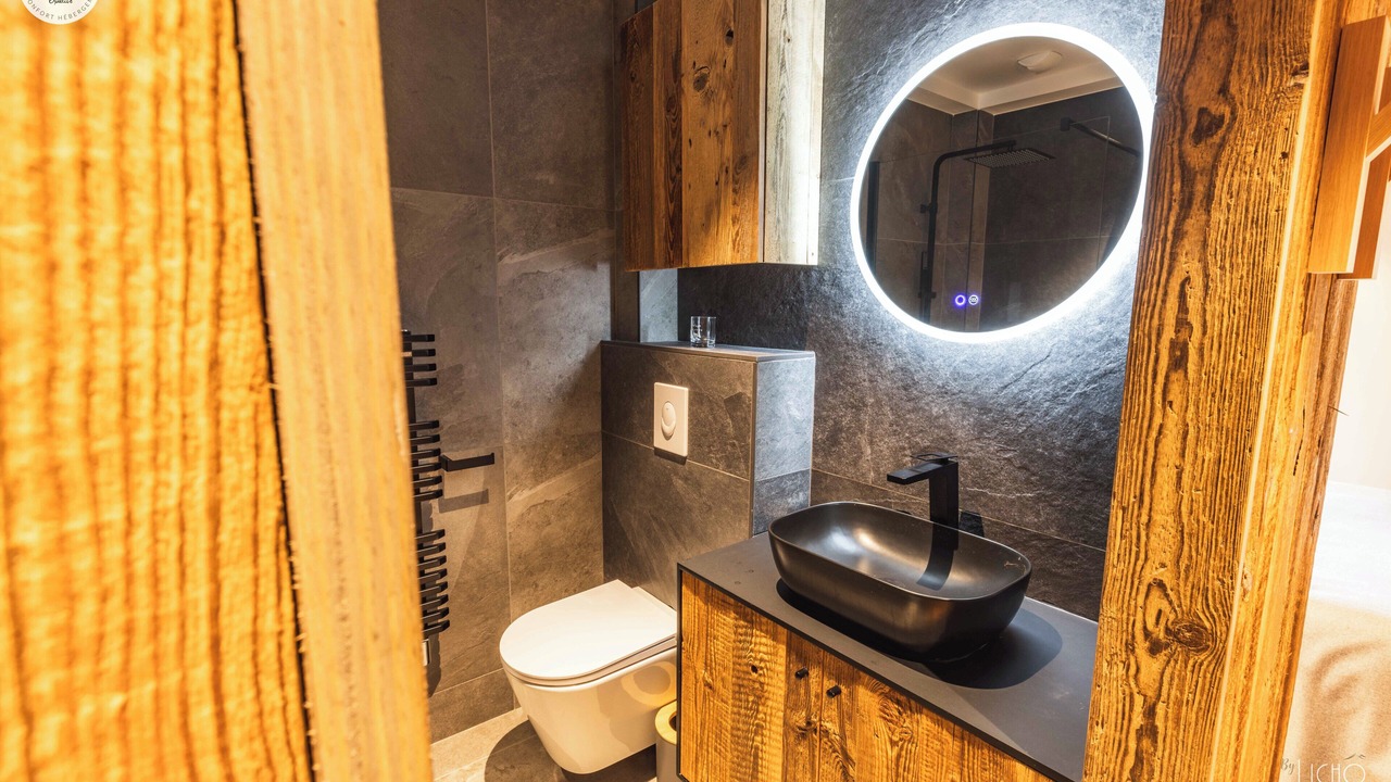 Photo of Bathroom in La Joue du Loup