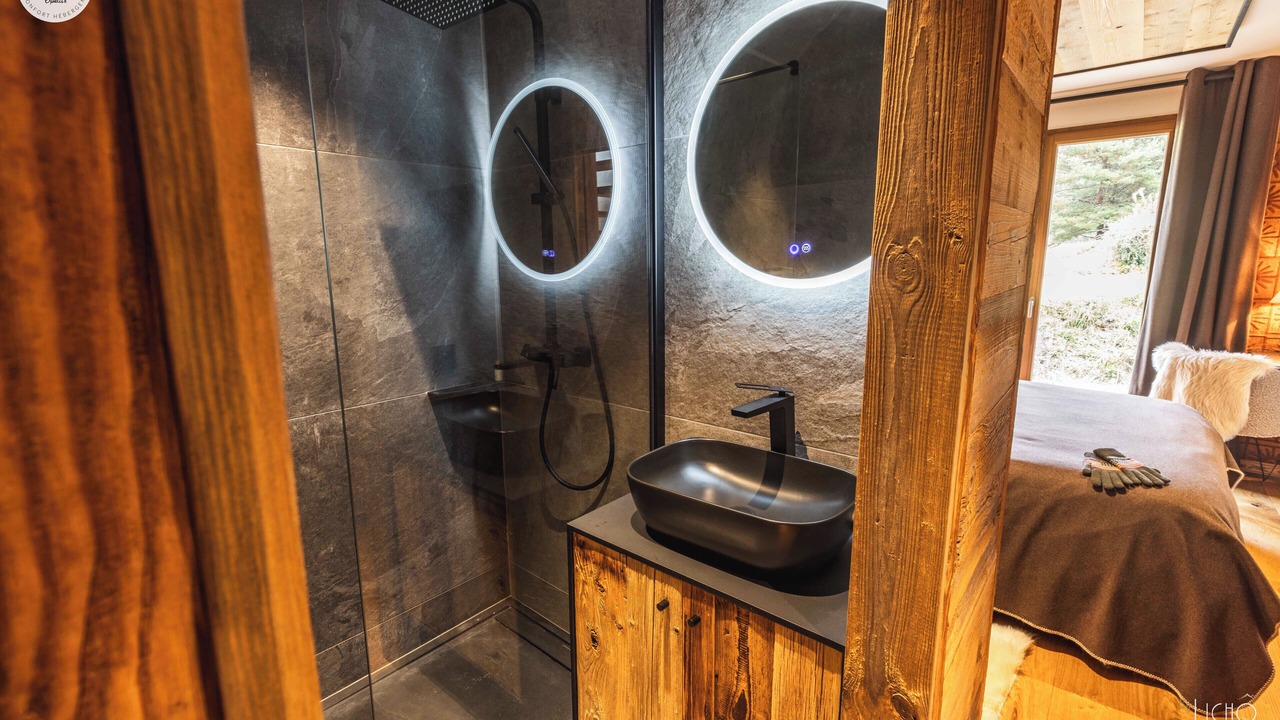 Photo of Bathroom in La Joue du Loup