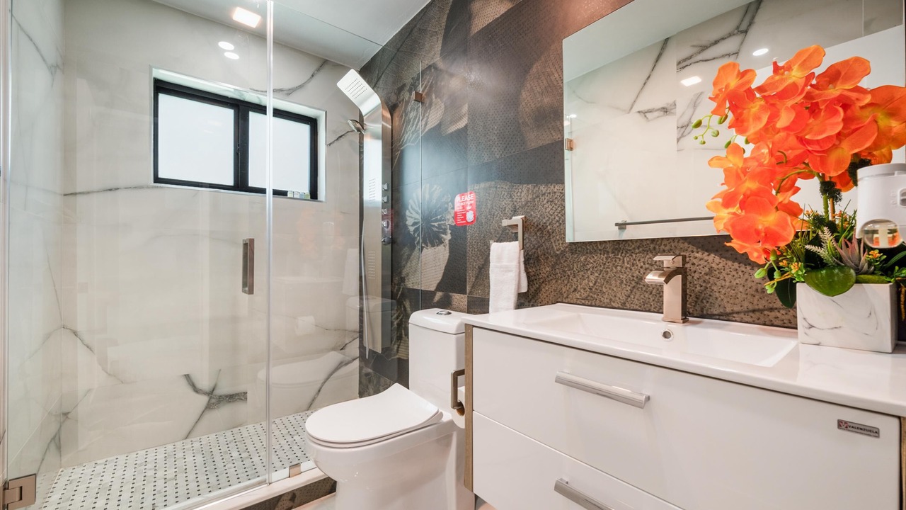 Photo of Bathroom in Cutler Bay