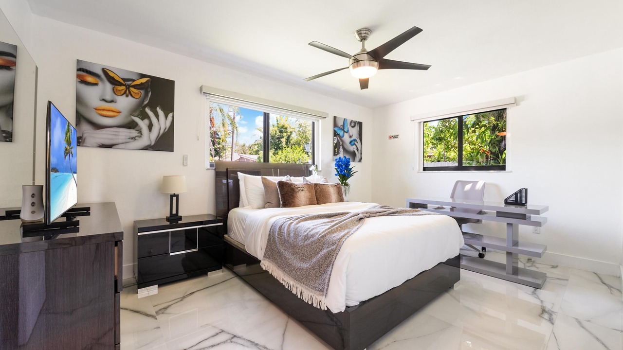 Photo of Bedroom in Cutler Bay