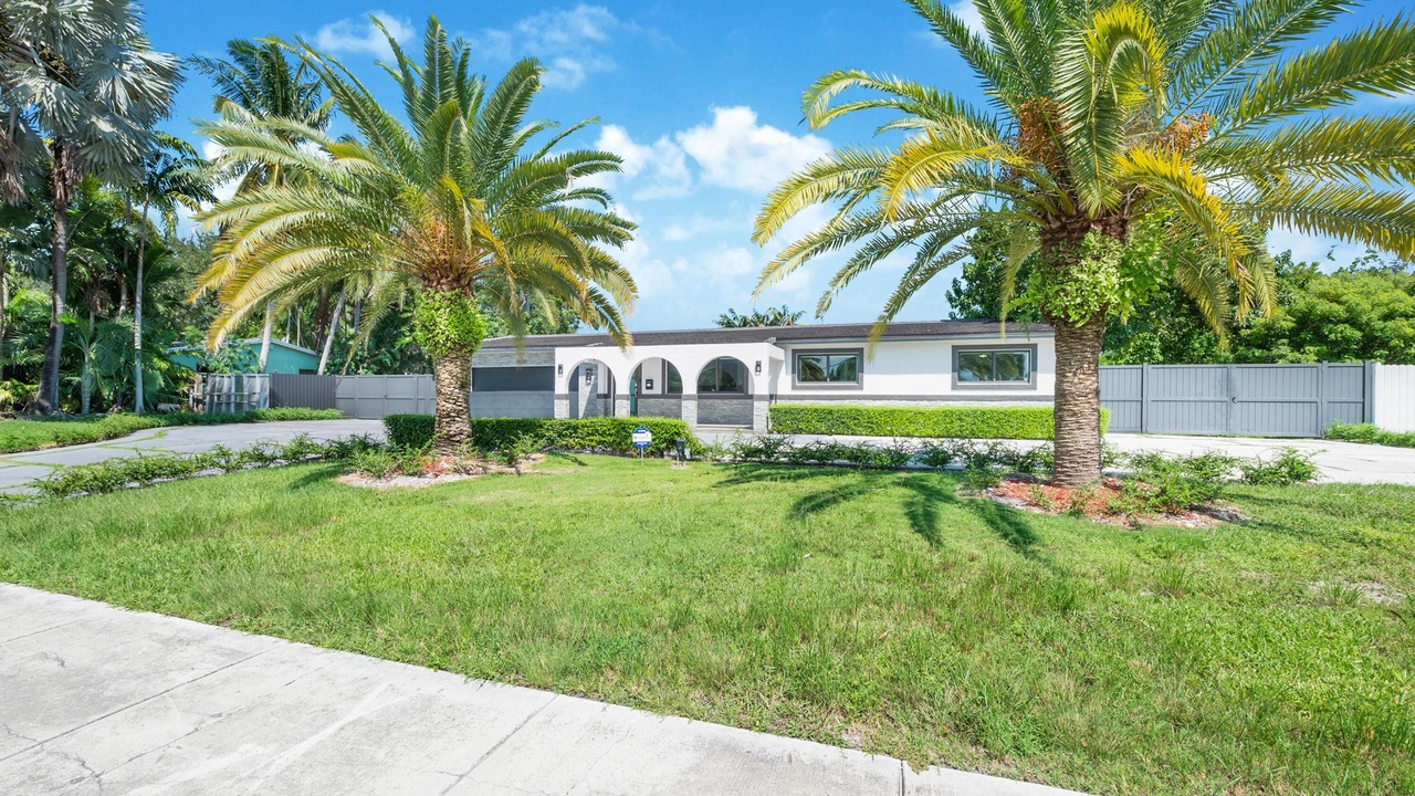 Photo of Outdoor in Cutler Bay