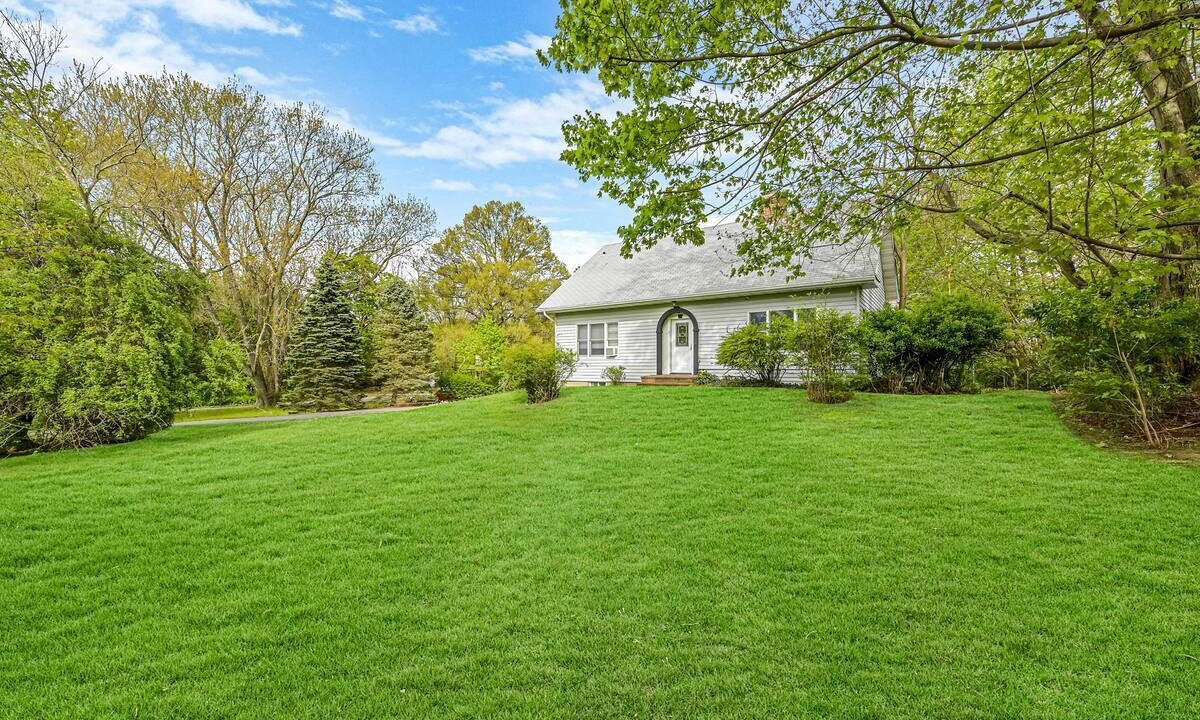 Photo of Outdoor in Lake Grove
