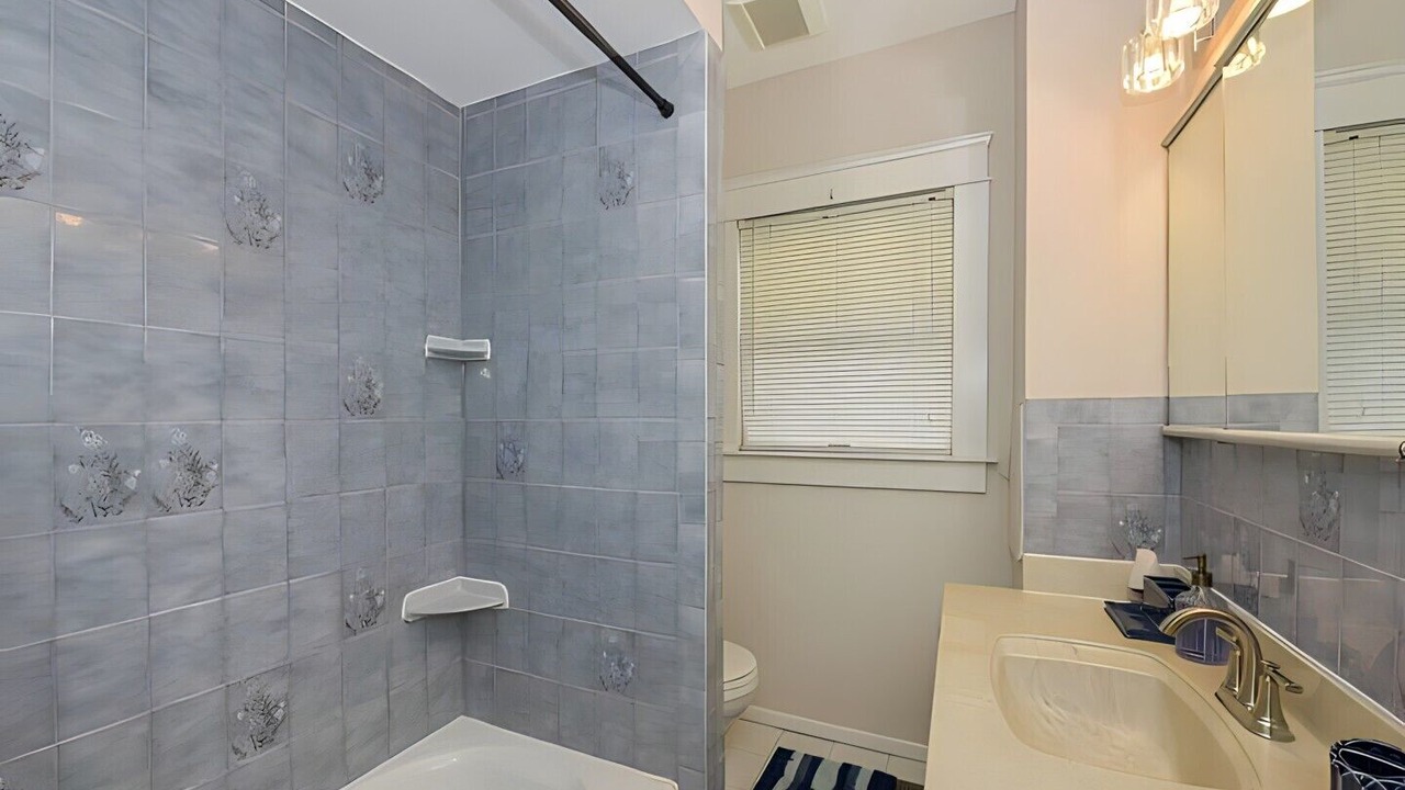 Photo of Bathroom in Lake Grove