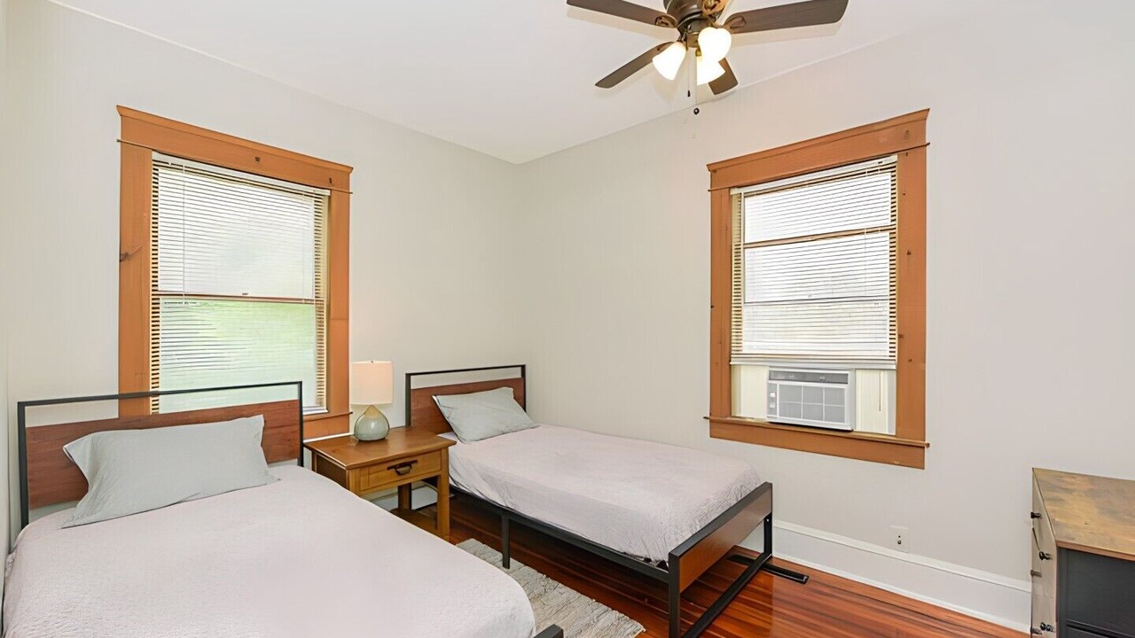 Photo of Bedroom in Lake Grove