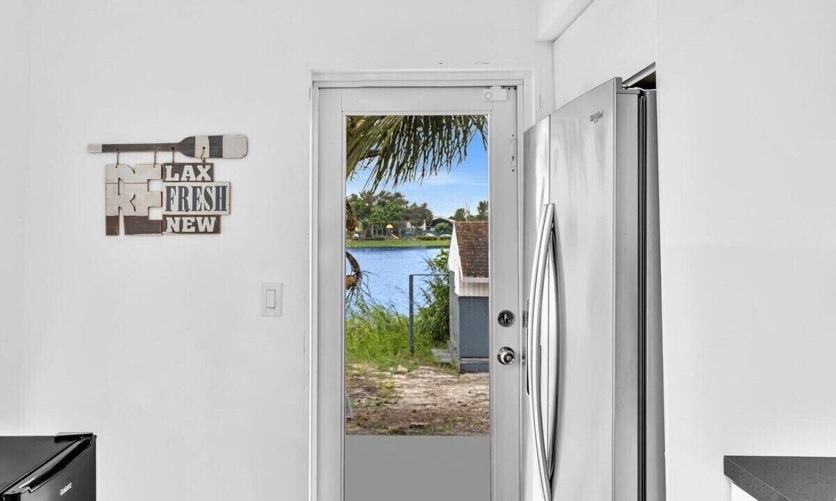 Photo of Others in Davie