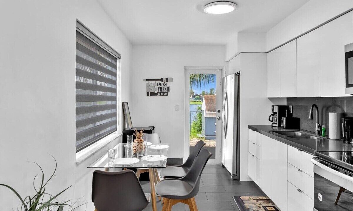 Photo of Kitchen in Davie