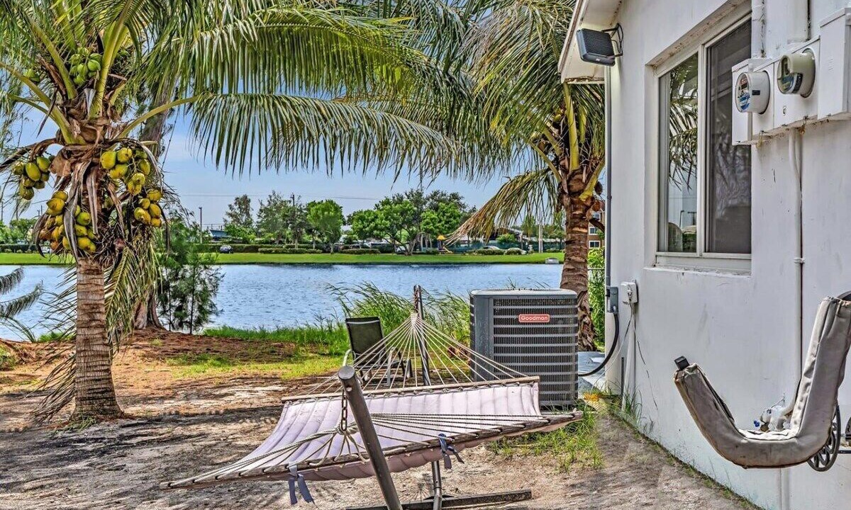 Photo of Patio Balcony in Davie