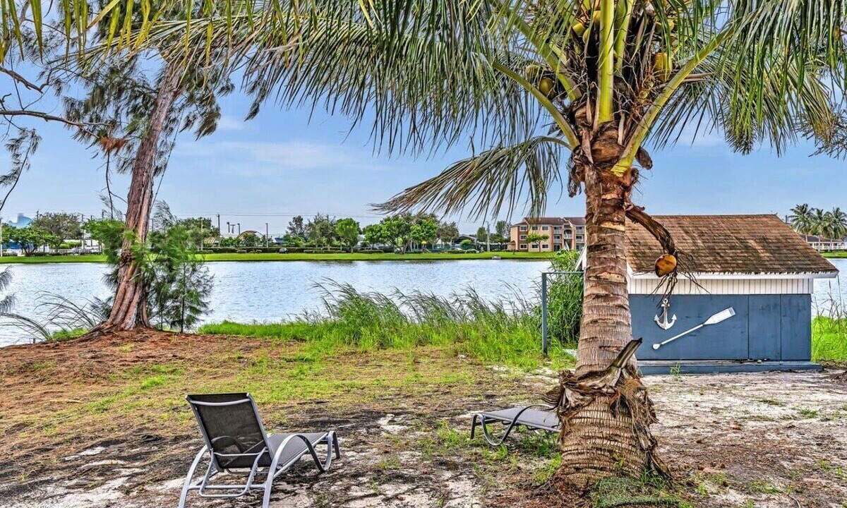 Photo of Outdoor in Davie