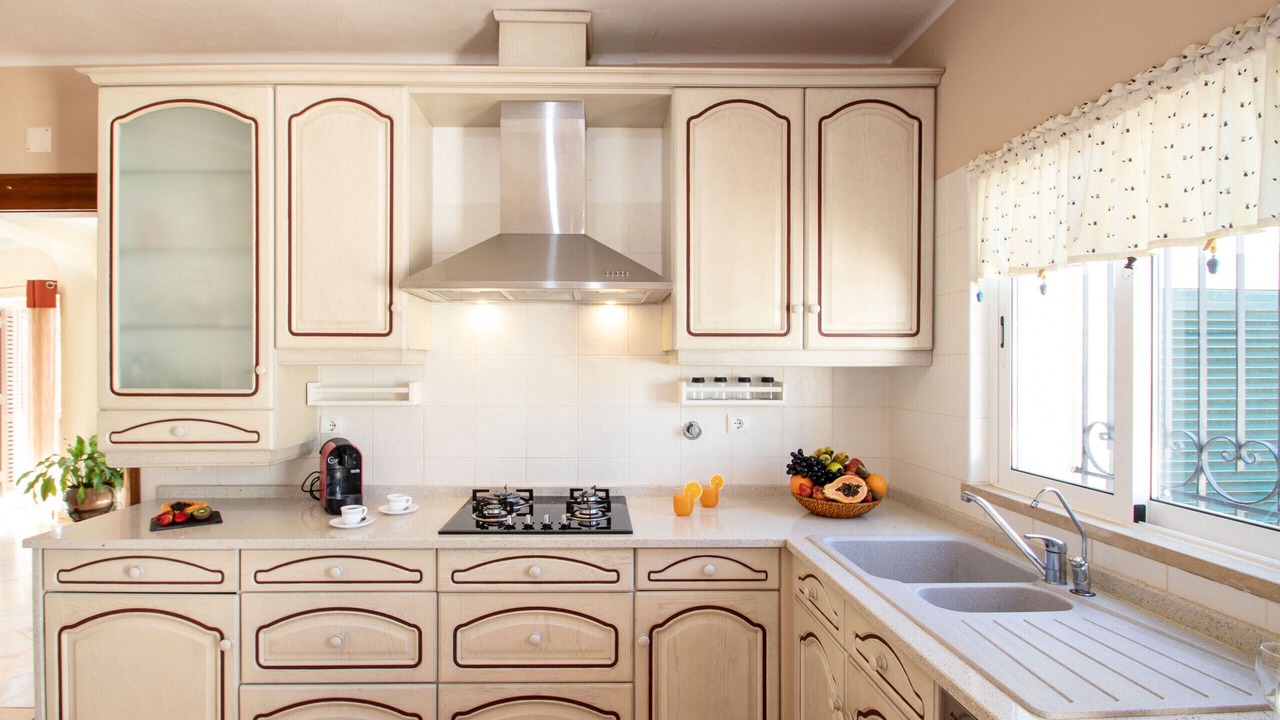 Photo of Kitchen in Carvoeiro