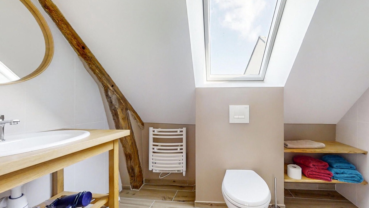 Photo of Bathroom in Lanouee