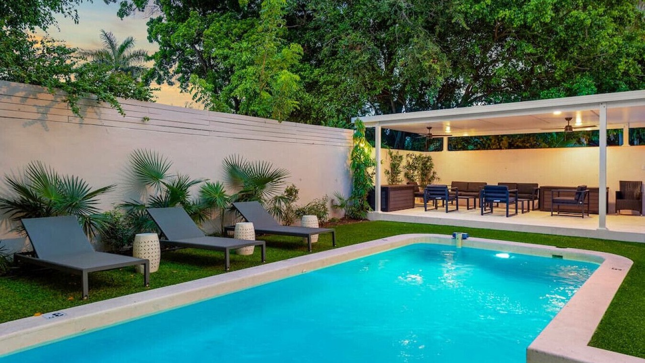 Photo of Outdoor in Northeast Miami