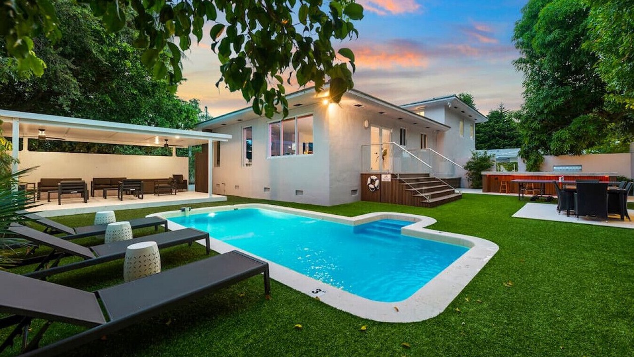 Photo of Outdoor in Northeast Miami