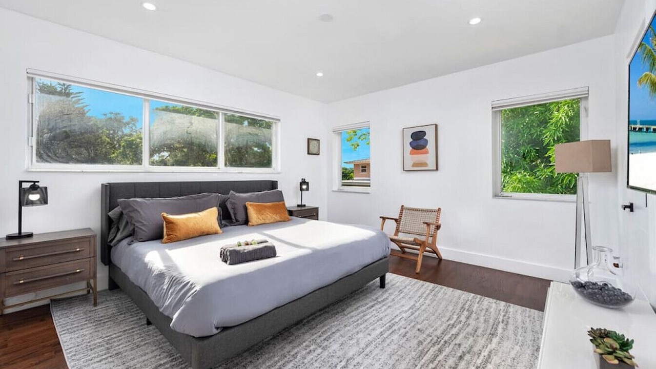 Photo of Bedroom in Northeast Miami