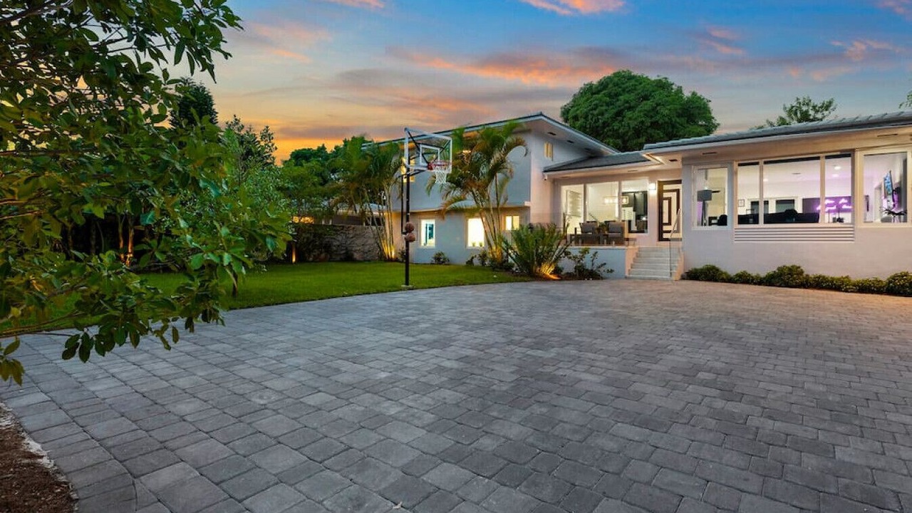 Photo of Outdoor in Northeast Miami