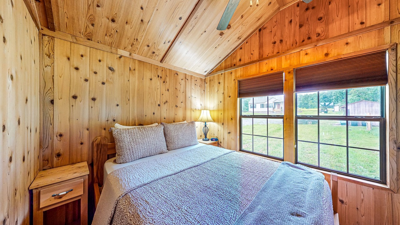 Photo of Bedroom in Hector