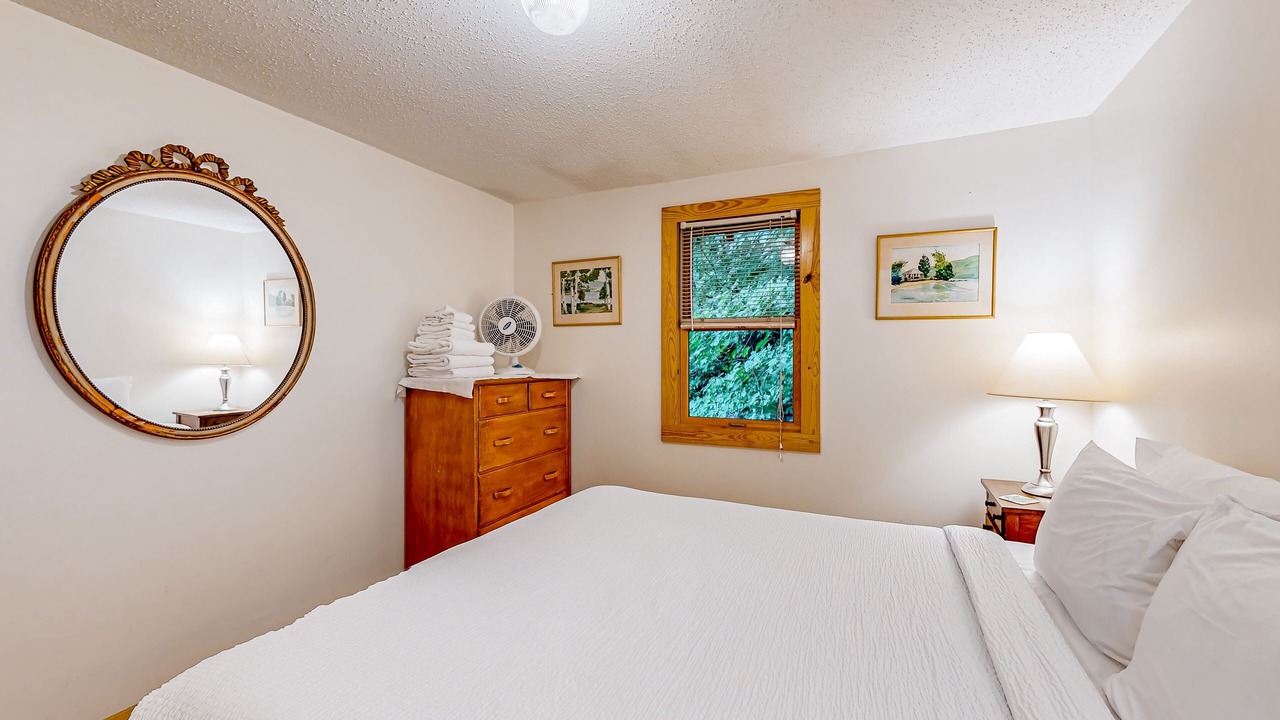 Photo of Bedroom in Silver Bay