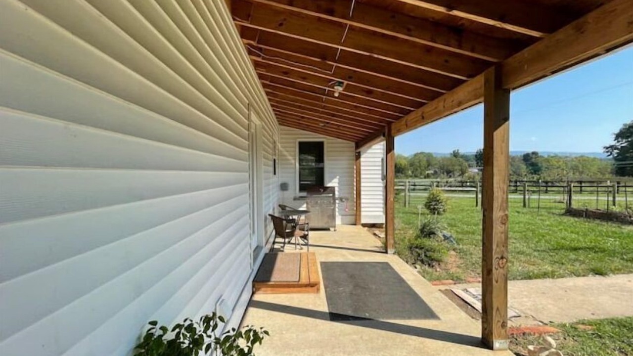 Photo of Patio Balcony in Waynesboro