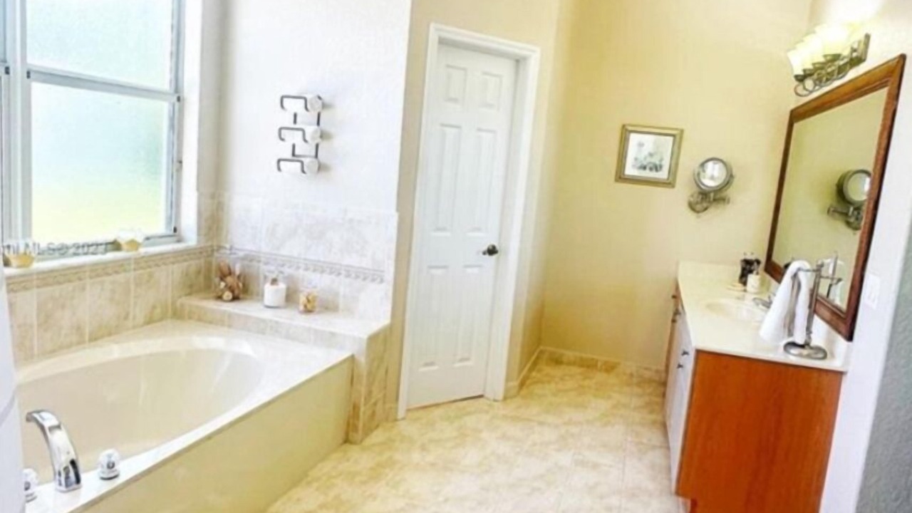 Photo of Bathroom in Homestead
