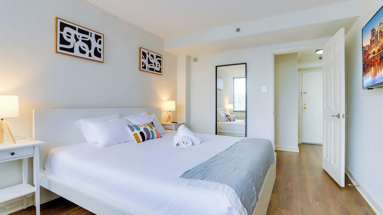 Photo of Bedroom in Pentagon City
