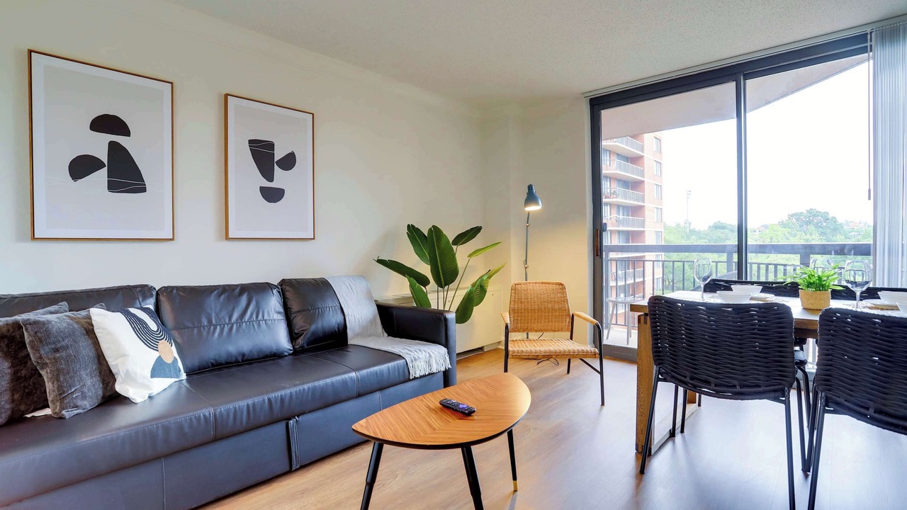 Photo of Livingroom in Pentagon City