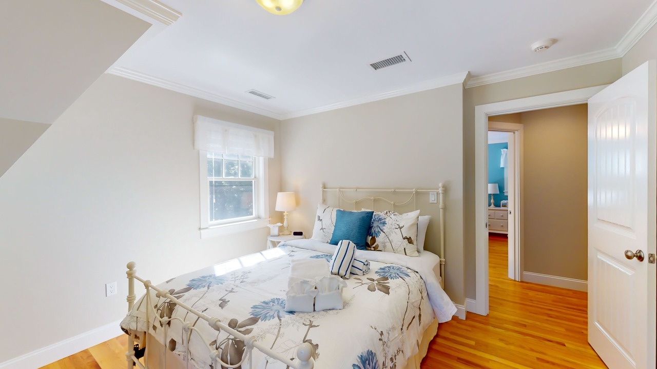 Photo of Bedroom in West Yarmouth