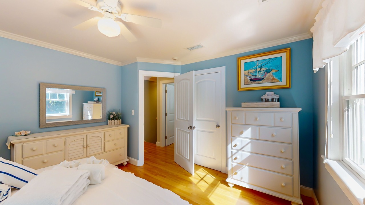Photo of Bedroom in West Yarmouth