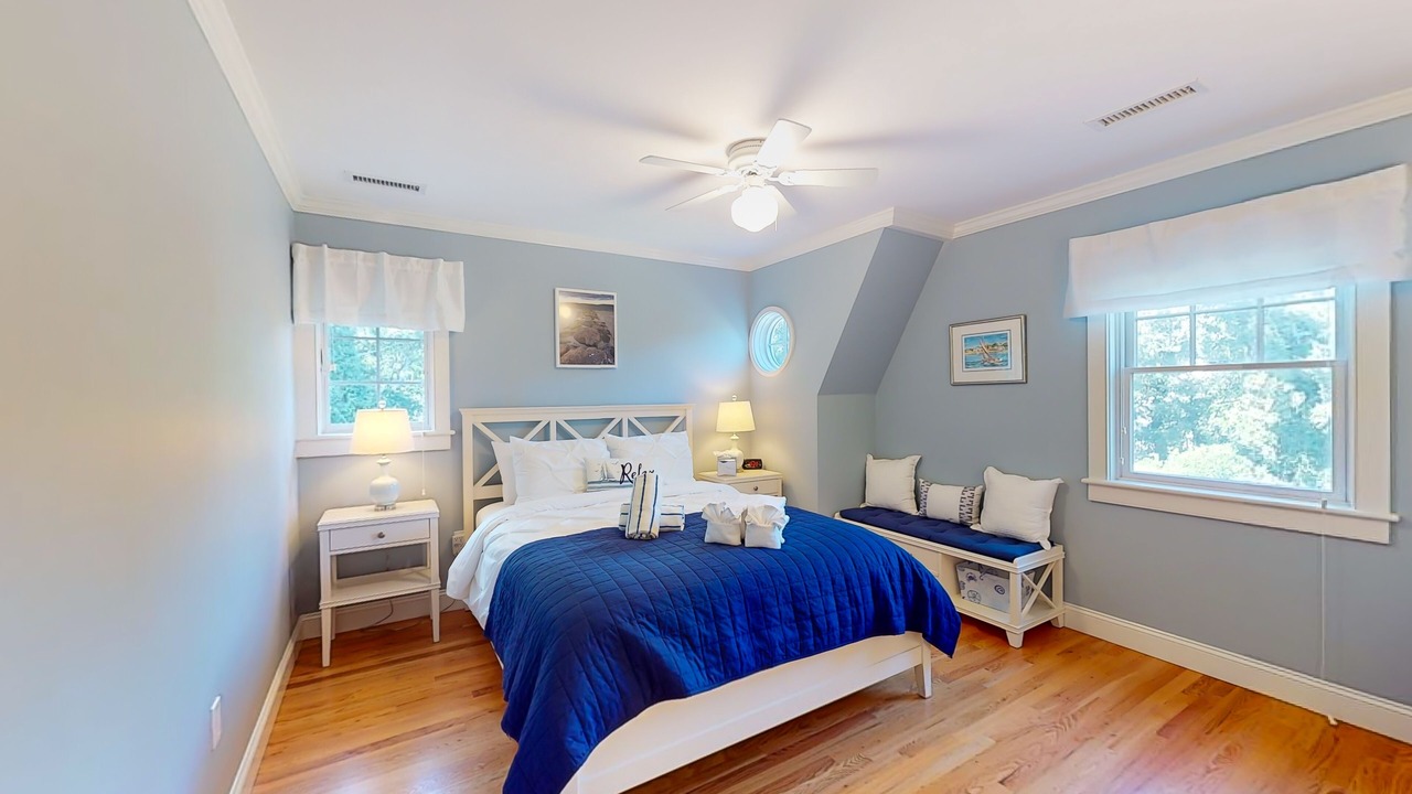 Photo of Bedroom in West Yarmouth