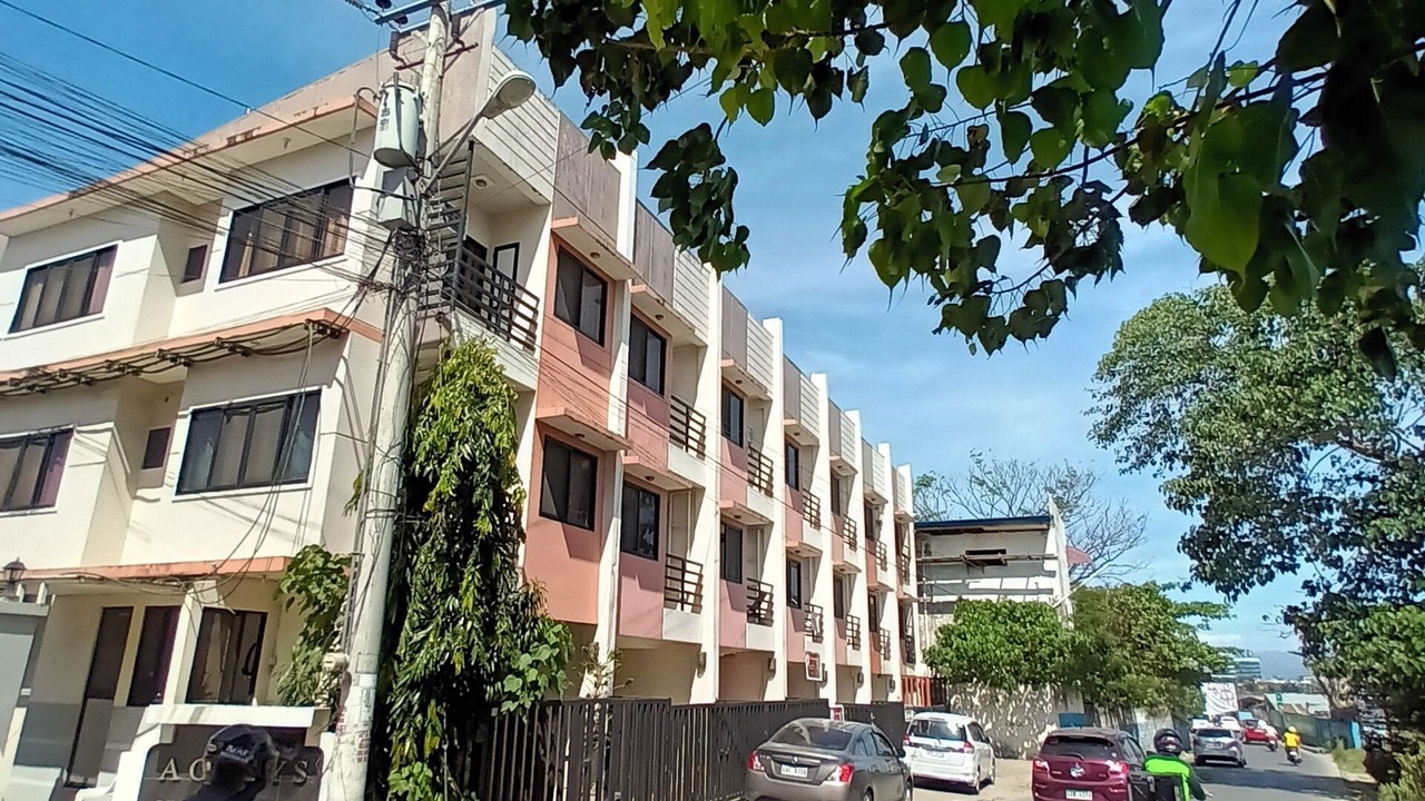 Photo of Outdoor in Basak