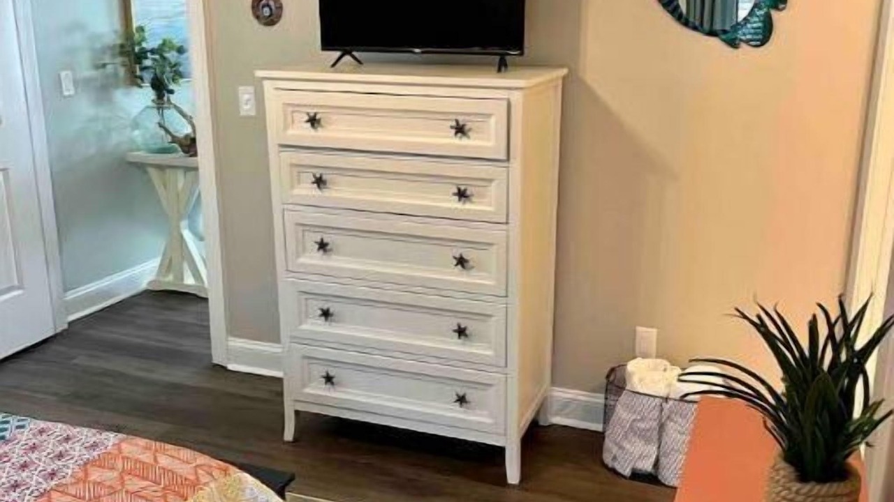 Photo of Bedroom in North