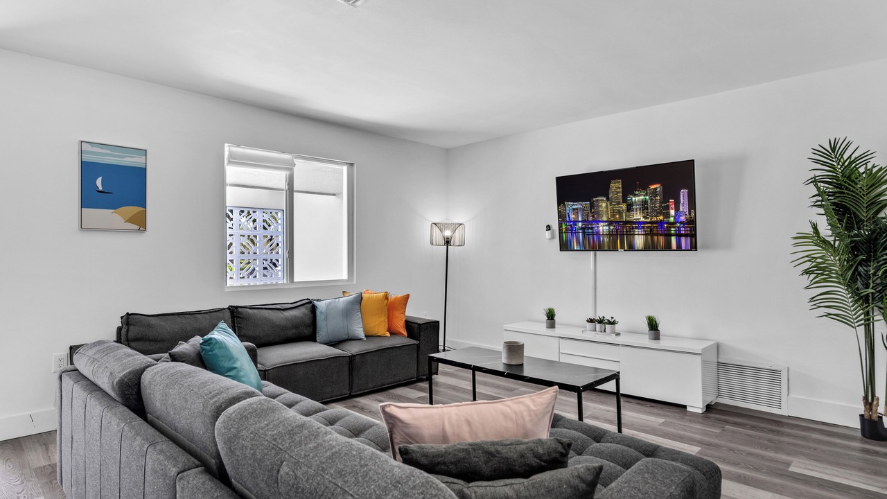 Photo of Livingroom in Miramar