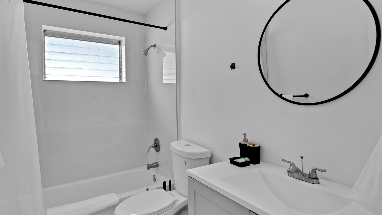 Photo of Bathroom in Miramar