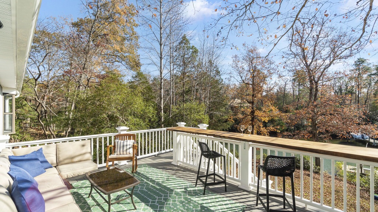 Photo of Outdoor in Weems