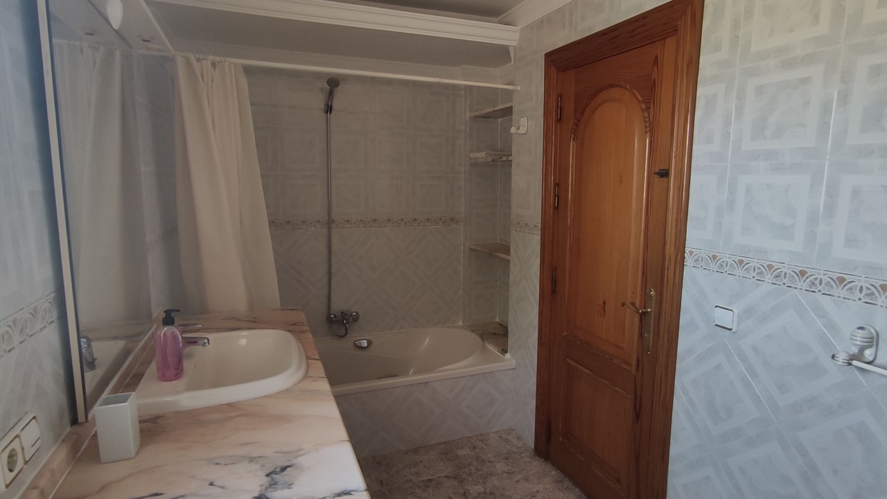 Photo of Bathroom in Picasent