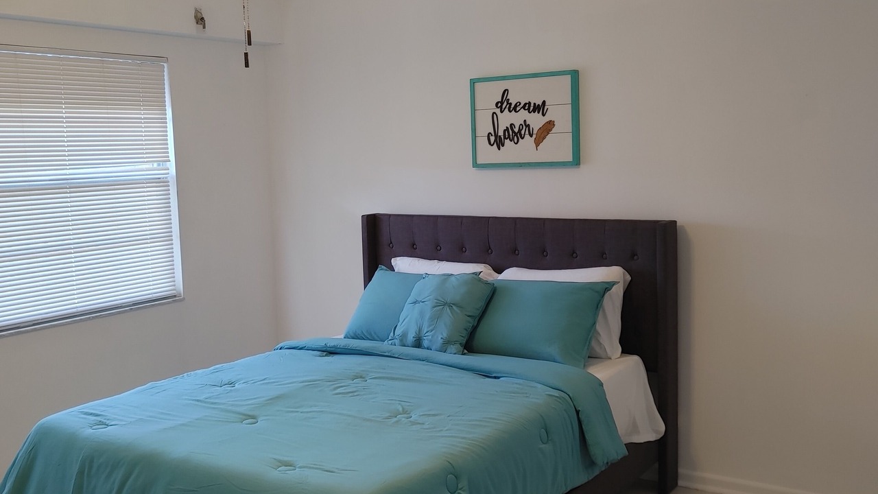 Photo of Bedroom in Pembroke Pines