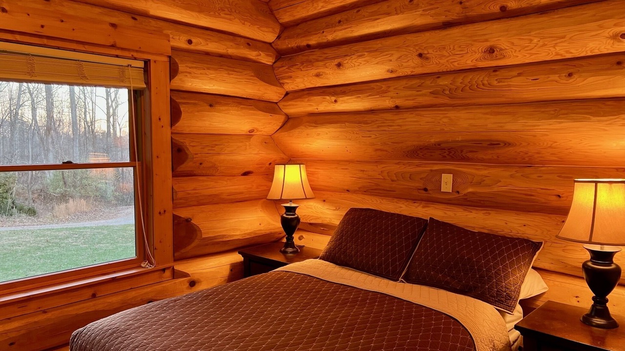 Photo of Bedroom in Haywood