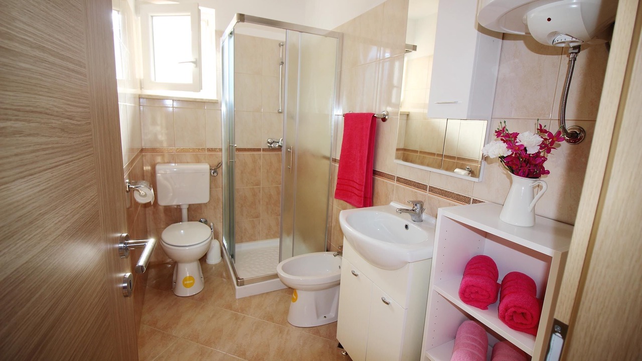Photo of Bathroom in Fuskulin