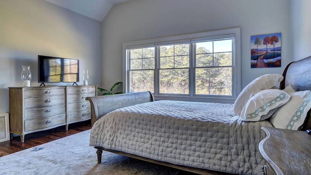 Photo of Bedroom in Shinnecock Hills