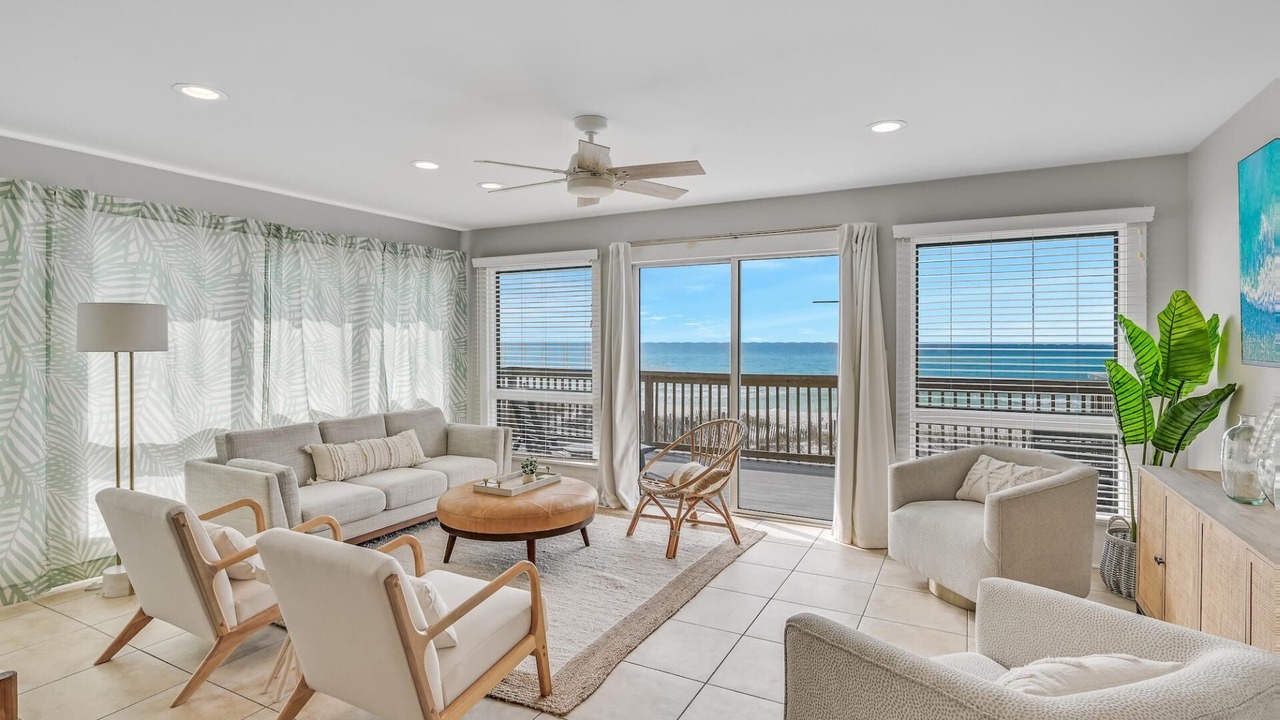 Photo of Livingroom in Gulf Pines