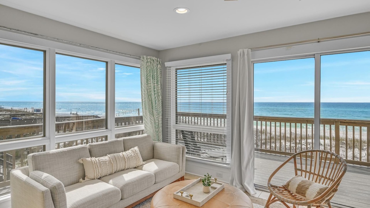 Photo of Livingroom in Gulf Pines