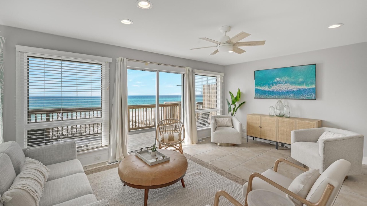Photo of Livingroom in Gulf Pines