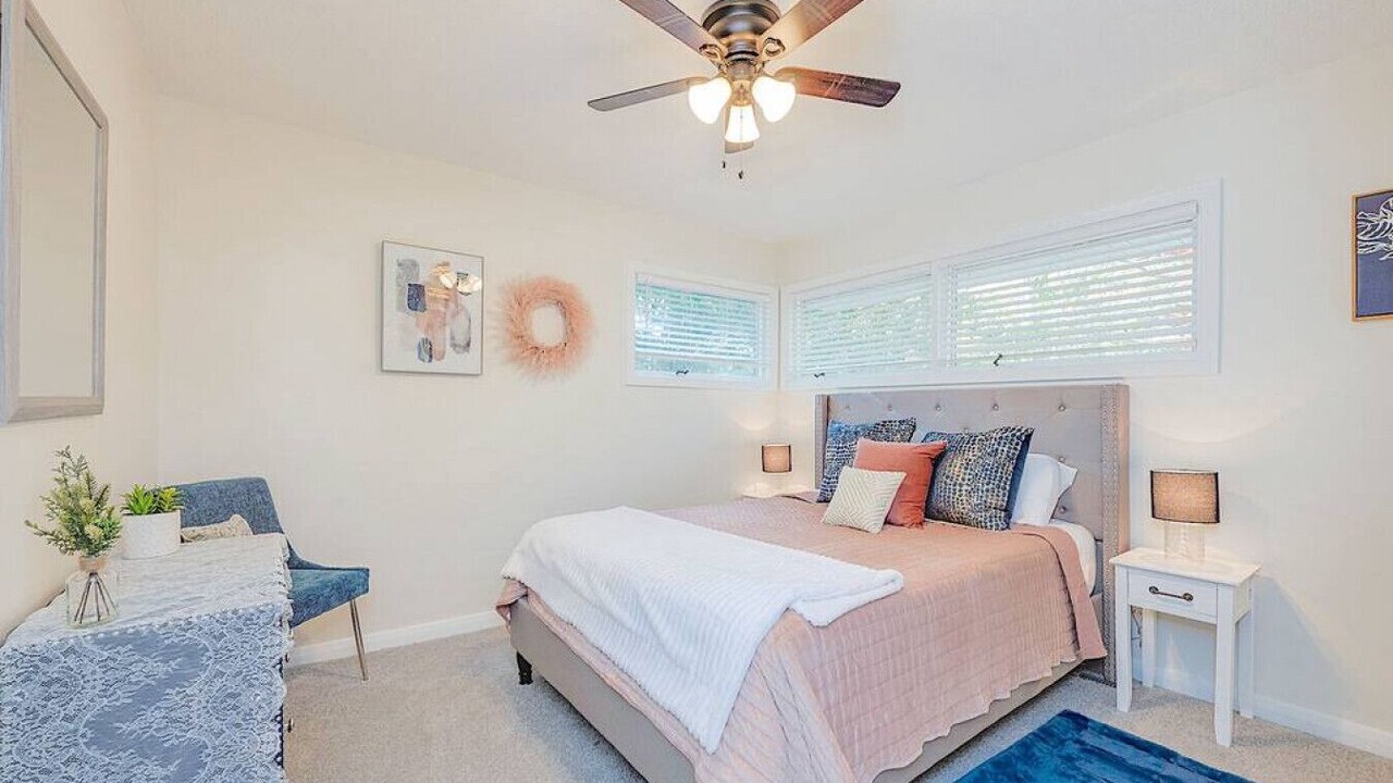 Photo of Bedroom in Central Newport News