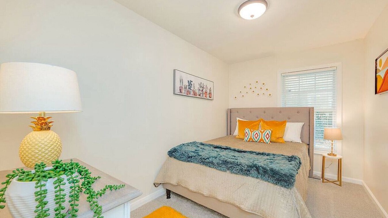 Photo of Bedroom in Central Newport News