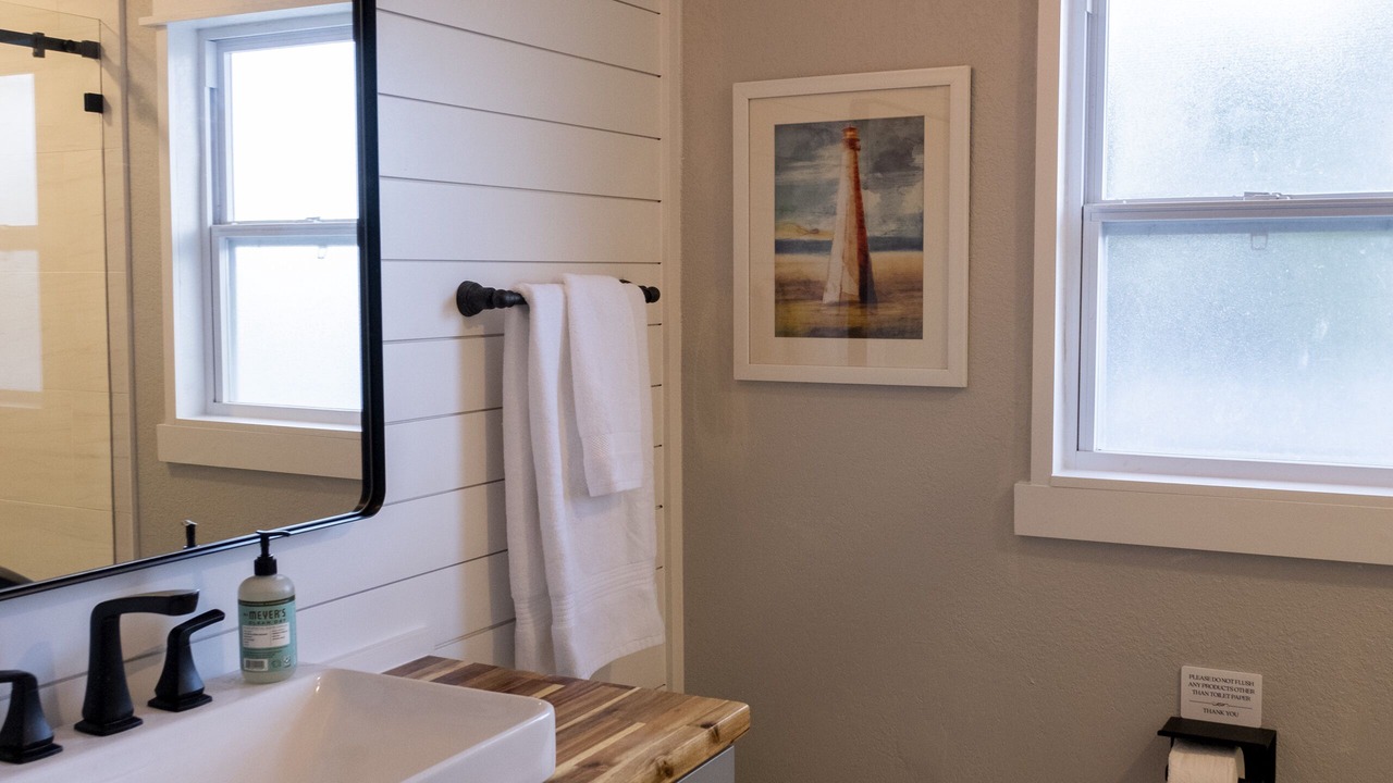 Photo of Bathroom in Venetian Way