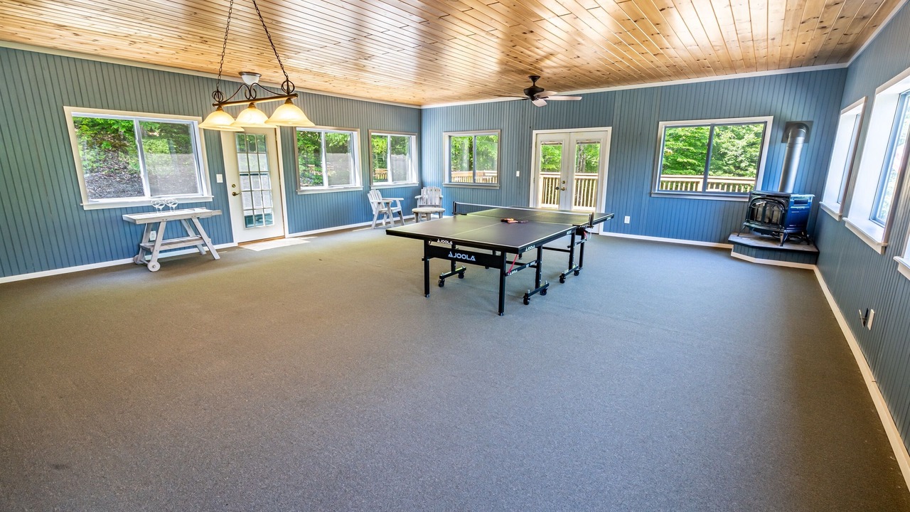 Photo of Bedroom in North Creek